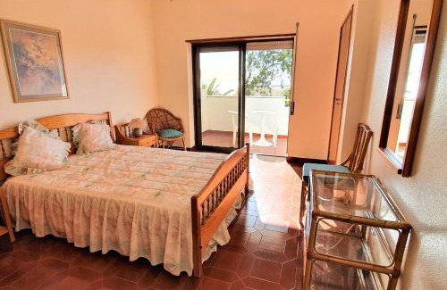 Alporchinhos Apartment | LovelyStay - The Algarvean Oasis