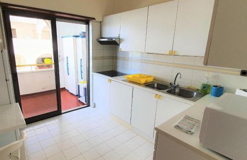 Alporchinhos Apartment | LovelyStay - The Algarvean Oasis