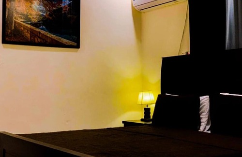 Gulshan-e-Iqbal Hotel | Lover Friends Guest House