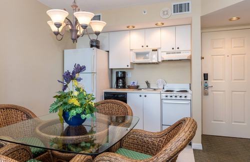 Fort Myers Beach Apartment | Lovers Key Resort