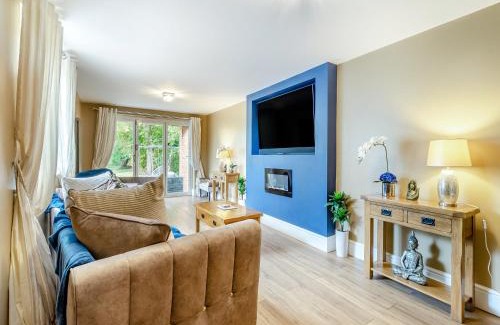 Elvaston House | Lovetts Bridge Cottage
