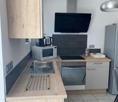 Oyre Apartment | loveyou Villalunoterie Futuroscope Piscine spa 4pers