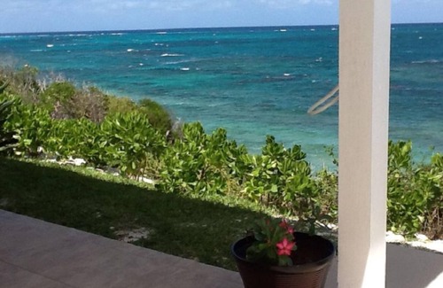 Governor's Harbour House | Lovin' Life by Eleuthera Vacation Rentals