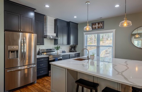 Morganton House | Loving Lake Life - Waterfront Home on Lake James with Dock!