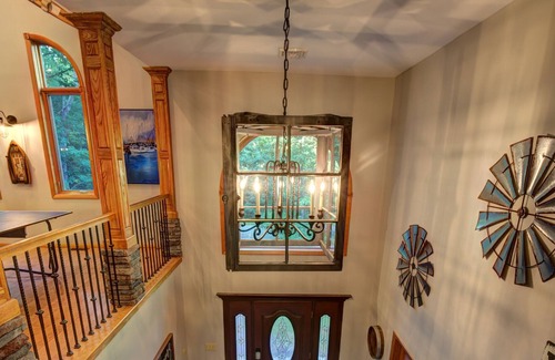 Tafton House | Loving Life at The Lake