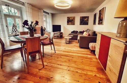 Reifferscheid House | Lovingly furnished house at the foot of the castle