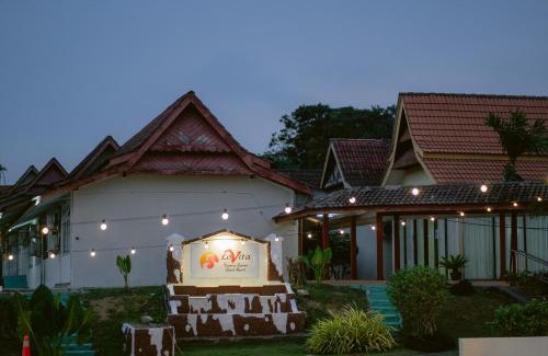 Sungai Baru Tengah Resort | Lovita Tanjung Bidara Beach Resort