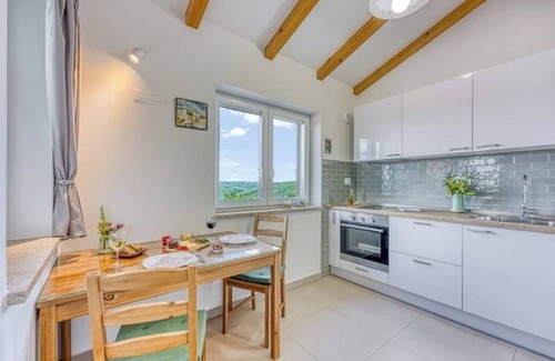 Kringa Apartment | LOVOR - Relax in Greenery & Explore Istria