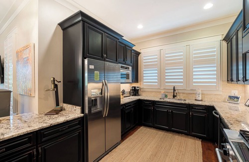 Lakeside at Blue Mountain Beach House | Low End Of summer rates! Weekly discount! Walk to the beach, Community pool.