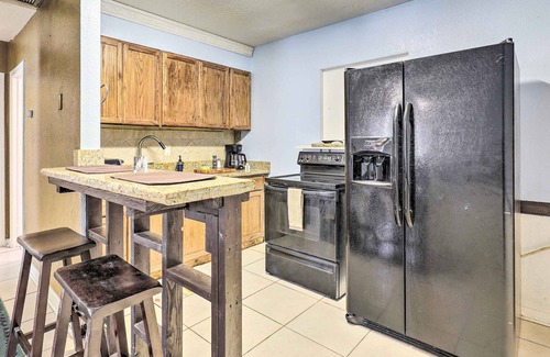 Temple Crest House | Low-Key Tampa Abode Close to Area Attractions