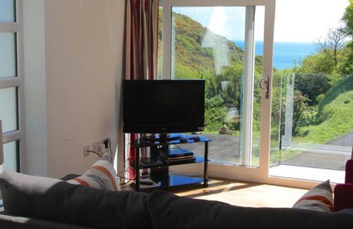 Crynant Ski Chalet | Low Kiln Bank in the beautiful Swansea