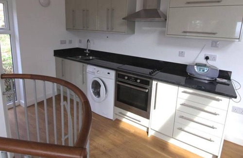Crynant Ski Chalet | Low Kiln Bank in the beautiful Swansea