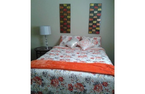Nevada - Lidgerwood Apartment | Low Monthly Rates - Home Away from Home - Cozy and Comfortable