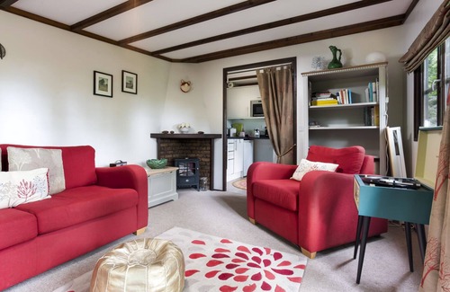 Skelwith Bridge Ski Chalet | Low Tarn Lodge - One Bedroom Apartment, Sleeps 2
