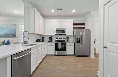Mount Pleasant House | Lowcountry Lux/5 min to Beach/7 min to Dtwn