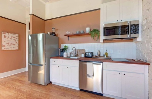Old West Broad Neighborhood Apartment | Lowcountry Red @ The Huntingdon Lofts Collection