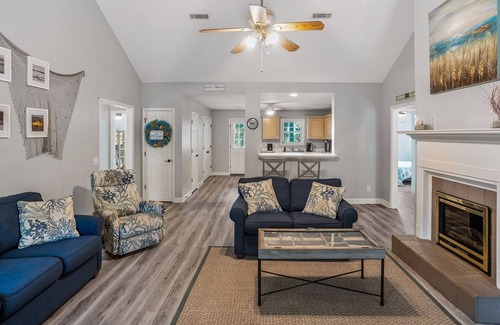 Oceanmarsh Subdivision House | Lowcountry Paradise, private gated island, 2.5 miles of beach, family friendly