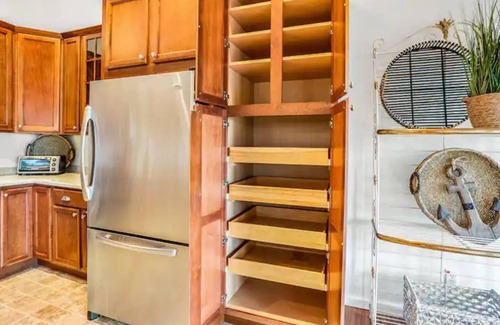Dale House | LOWCOUNTRY OASIS - Round House on St Helena