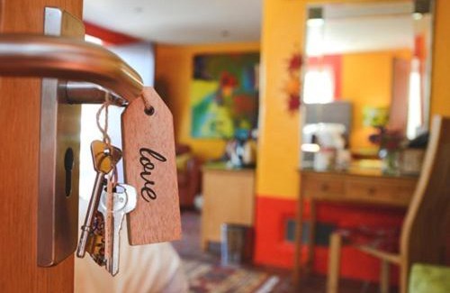 St Austell Bed & Breakfast | Lower Barns Guest House