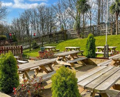 Eccles Apartment | Lower Bell