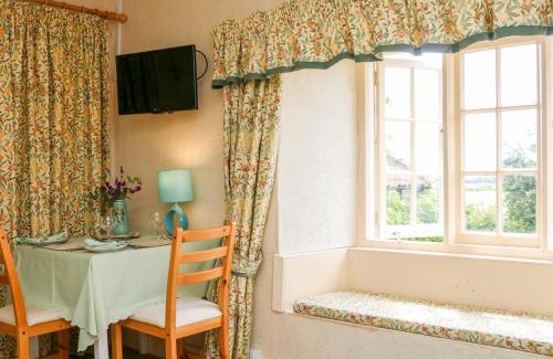 North Cadbury House | Lower Farm Annexe