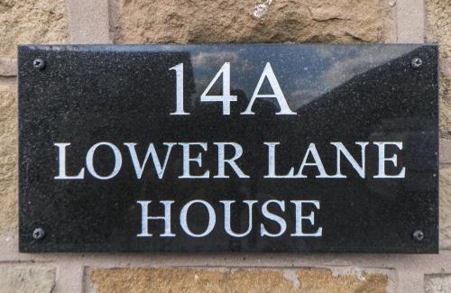 Chinley House | Lower Lane House