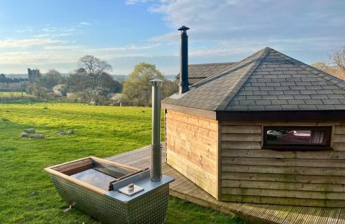 Saltash Ski Chalet | Lower Marsh Farm Glamping