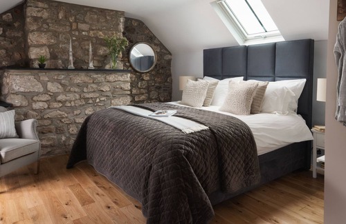Llangennith House | Lower Mill - 3 Bedroom Luxury Home