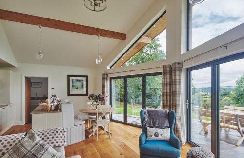 Montgomery House | Lower Tumble Cottage