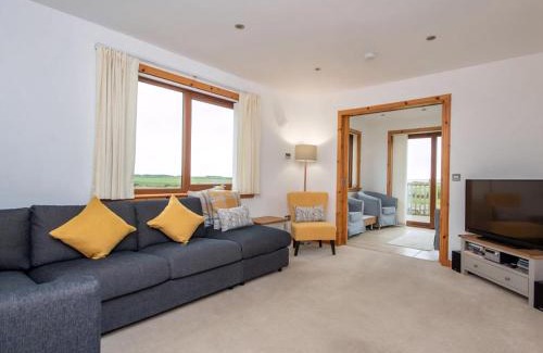 Dornoch House | Lower Whinhill