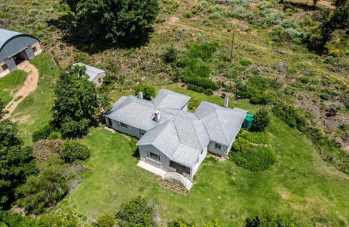 Katberg House | Lowestoffe Country Lodge - Walnut