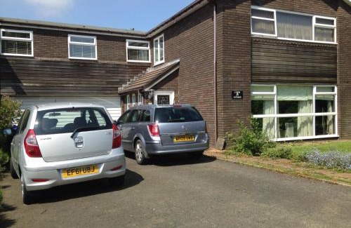 Birmingham Hotel | Lowri Cottage