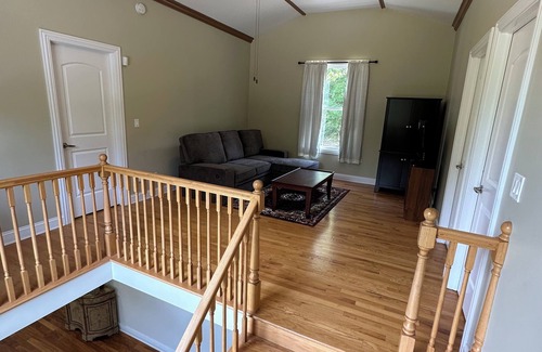 Covert House | Lrg. Estate w/2 Backyards, 4 Master Bedrooms, 2 Living Rooms, Minute From Beach