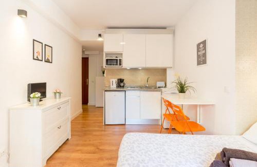 La Malagueta Apartment | LU&CIA City Beach Malagueta 6