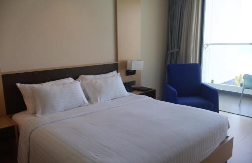 Cam Lam Hotel | Luxury Beach Resort - Arena Cam Ranh