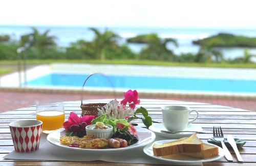 Iriomote-jima Taketomi-cho Hotel | Luana Mele Iriomote