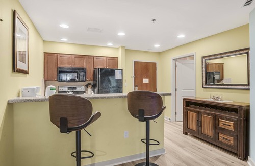 Sandestin Hotel | Luau I 6104 Flr1