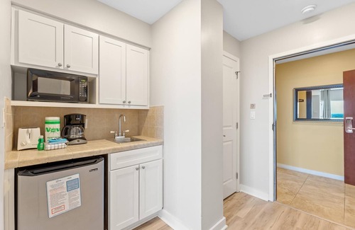 Sandestin Condo | Luau I 7011 Studio