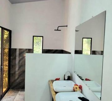 Puerto Jimenez House | Luba house