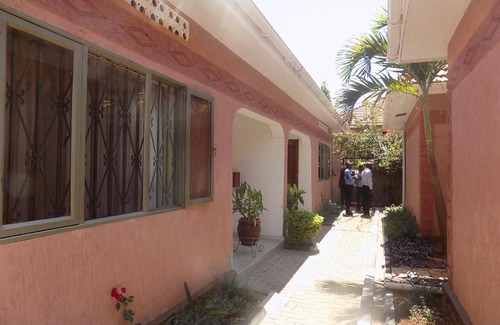 Kampala Hotel | Lubowa Cottages