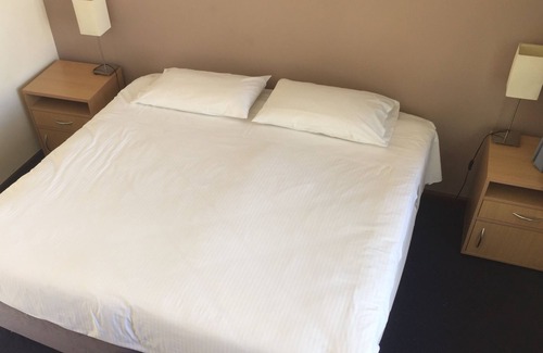 Lucas Heights Hotel | Lucas Heights Motel