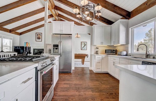Tahoe Island House | Lucerne Lake House | Ski Lease 30+ Days!
