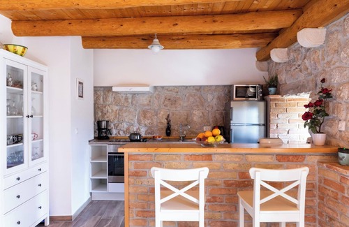 Mihanici Villa | Luciana - Two Bedroom Villa, Sleeps 4
