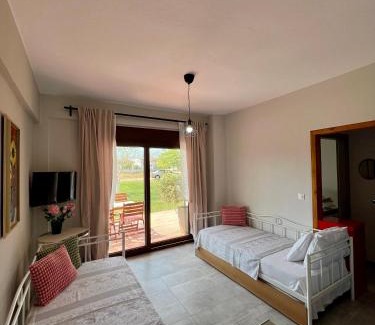 Psakoudia Apartment | Lucid Dream Apt. Bozinis 2