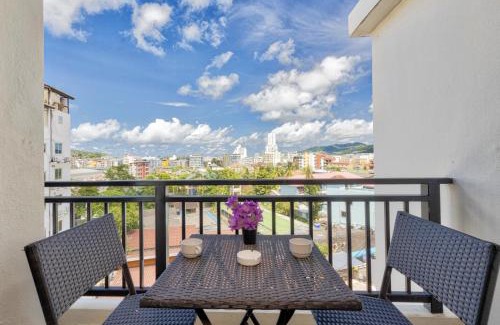 Nanai Road Hotel | Lucky Buako Hotel Patong