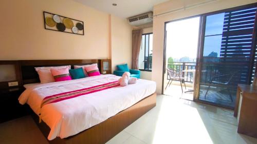 Nanai Road Hotel | Lucky Buako Hotel Patong