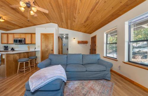 Arnold House | Lucky Cub Cabin