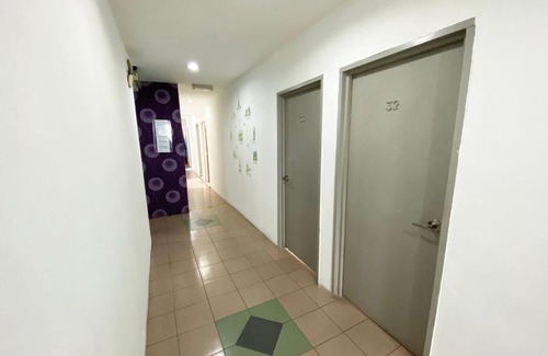 Taman Pelangi Hotel | Lucky Hotel