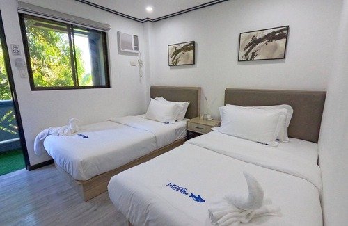 Coron Town Proper Hotel | Lucky Tito Diving Inn Coron
