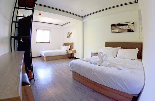 Coron Town Proper Hotel | Lucky Tito Diving Inn Coron